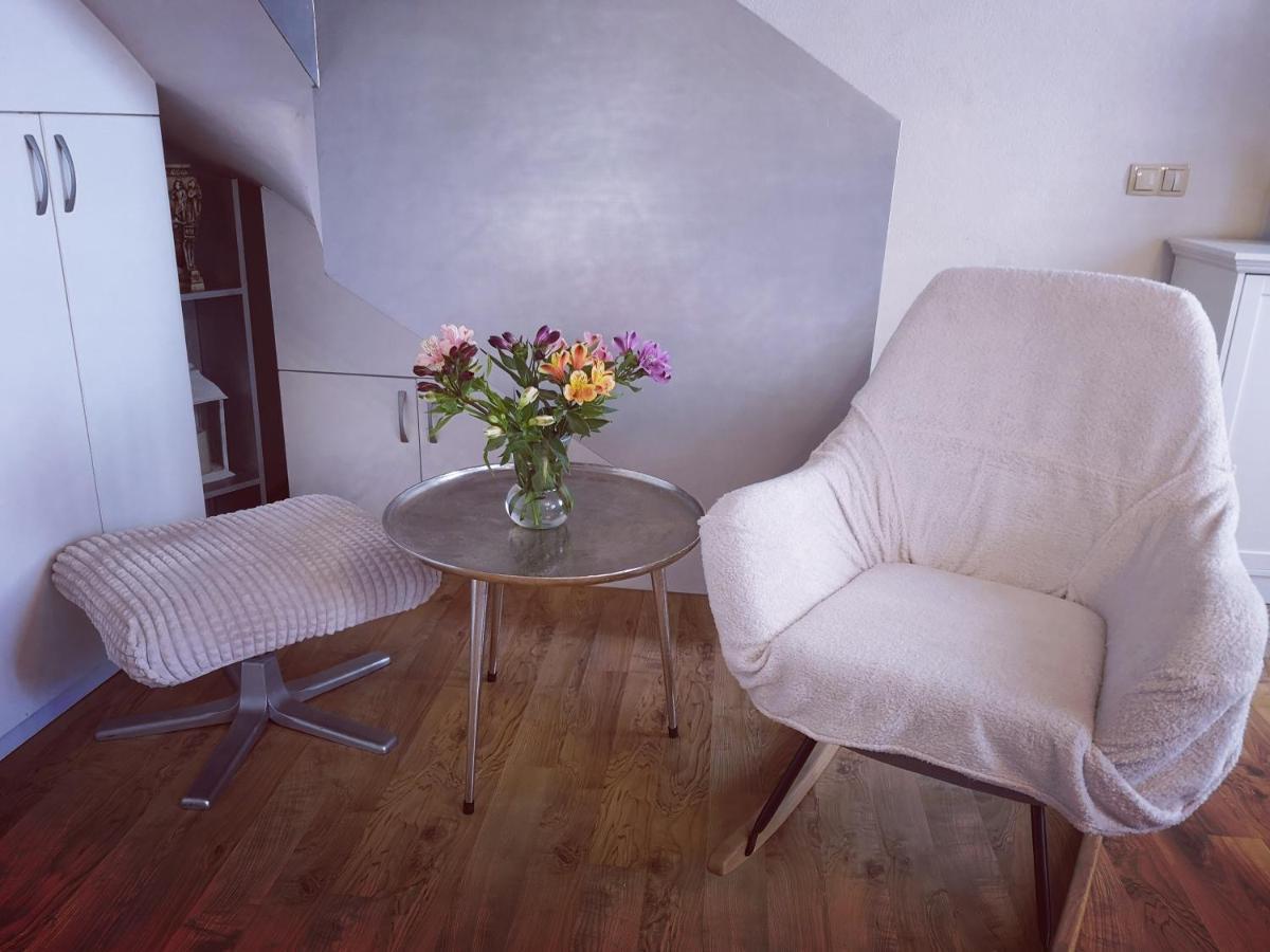 Apartman Hygge Omis Luaran gambar